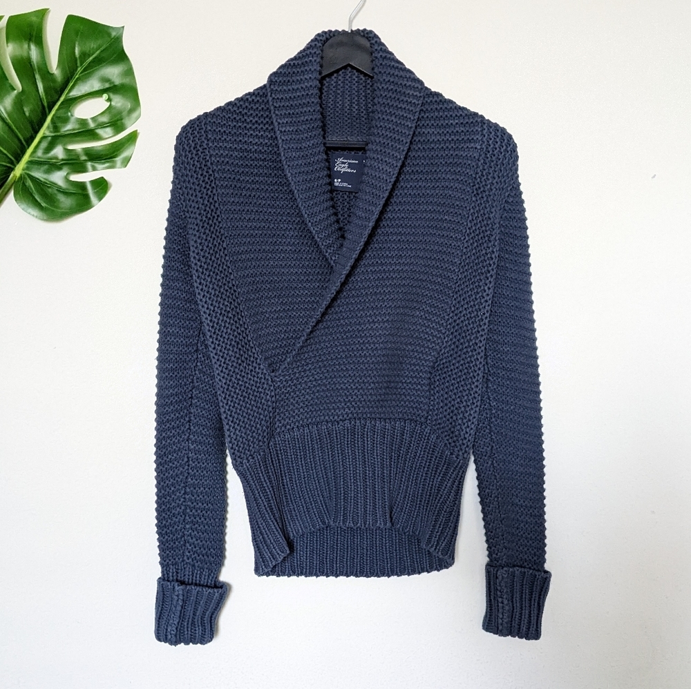 American Eagle navy blue thick knit wrap style sweater size S